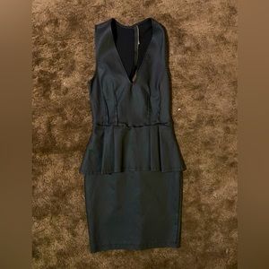 DRESS DEEP V CUT SKIRT ADDITIONAL